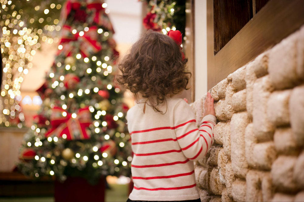 Low-Cost, Low-Effort Ways to Decorate Your Kids' Bedrooms For Christmas
