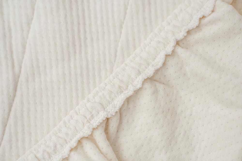 Peace Lily Mattress Protector